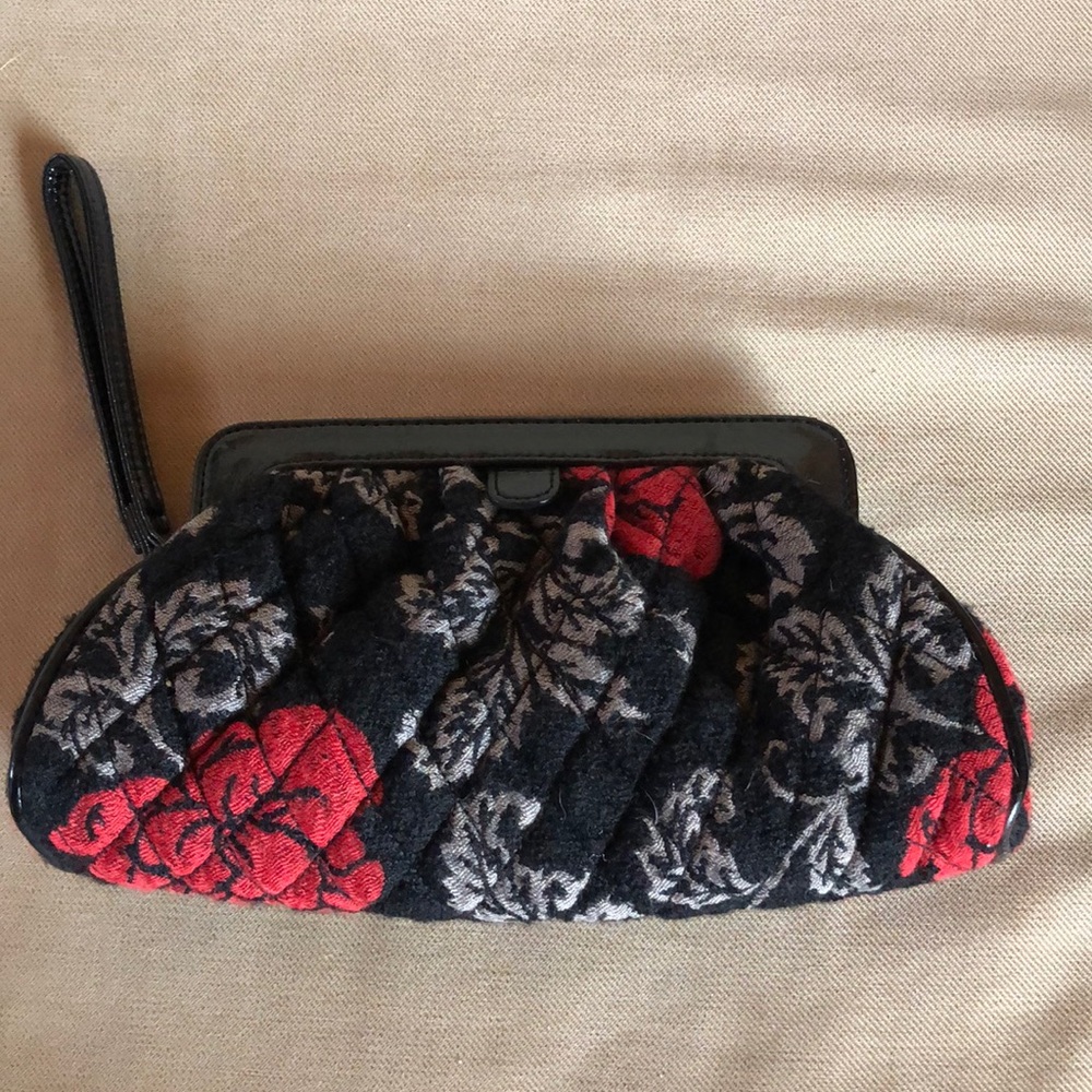 New with tags, Vera Bradley jacquard Clutch
